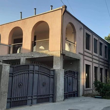 Jorji Bed and Breakfast Gori Exterior foto